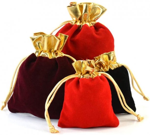 Custom velvet drawstring bags with gold top